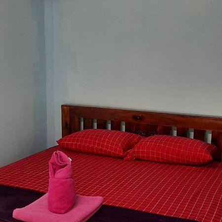 Chill Chill Long Beach Hostel Ko Lanta Exteriör bild